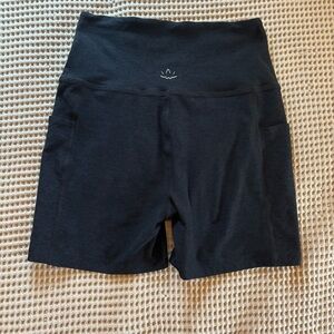 BEYOND YOGA SHORTS